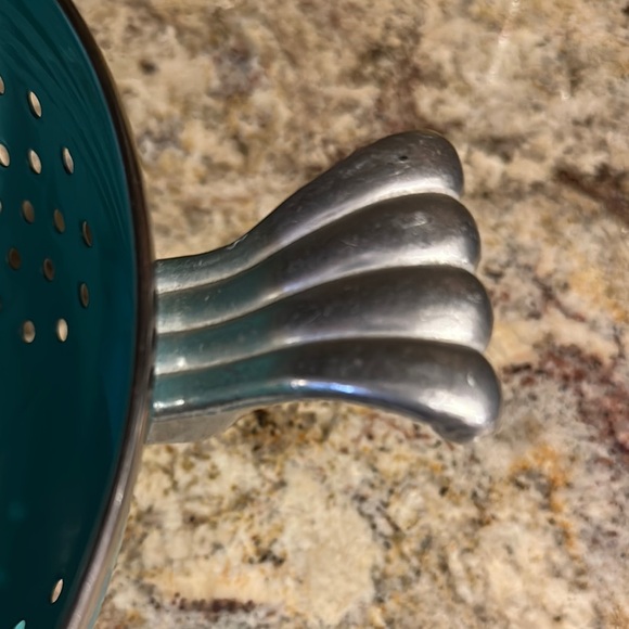 Fiestaware Turquoise Colander - Picture 2 of 10